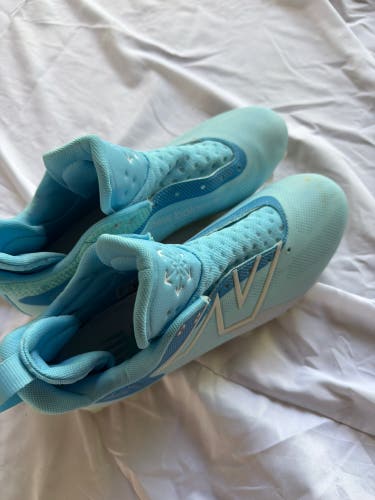 Blue Unisex Size M 11.0 (W 12.0) Adult New Balance Freeze 4.0 Mid Top Molded Cleats (New)
