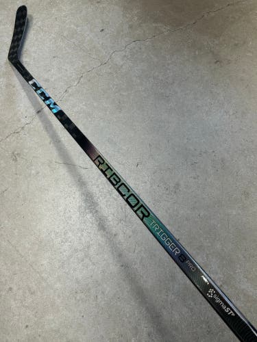 75 Flex P88 Senior CCM RibCor Trigger 8 Pro Right Hand Hockey Stick Pro Stock NHL (New)