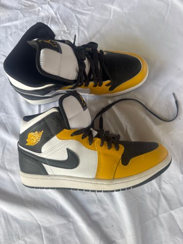 Men's Size M 7.5 (W 8.5) Air Jordan Shoes (New)
