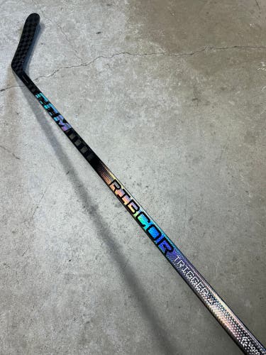 80 Flex P29M Senior CCM RibCor Trigger 8 Pro Right Hand Hockey Stick Pro Stock NHL (New)
