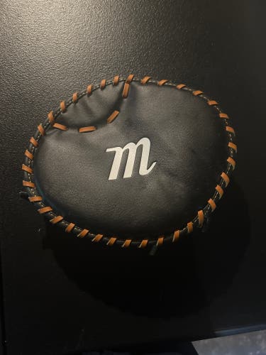 Marucci RH Baseball Glove 11" (New)