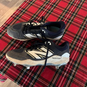 Blue Men's Size M 10.0 (W 11.0) Adult New Balance Metal Cleats (Used)