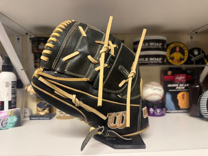 Wilson A2000 12” B2 Lefty