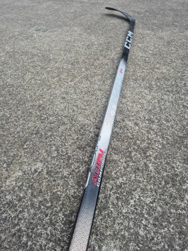 Senior CCM JetSpeed FT8 Pro Right Handed Hockey Stick P29 70 Flex (New)