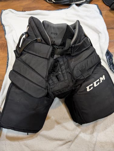 Small CCM Premier R1.9 LE Goalie Chest Protector (Used)