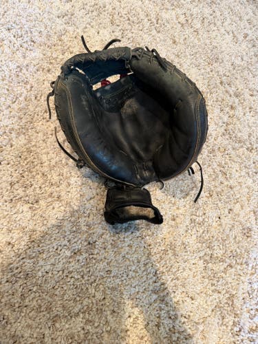 All Star CM3000BK RH Catcher's Glove 33" (Used) SEND OFFERS