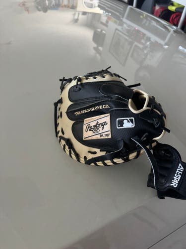2024 Rawlings Heart of the Hide RH Catcher's Baseball Glove 34" (New)
