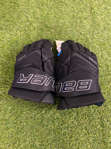 Bauer Vapor Flylite Gloves | Senior Size 13"