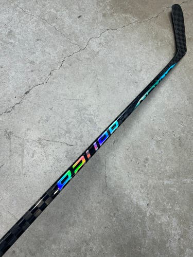 82 Flex Custom P92M Senior Bauer Nexus Sync Left Hand Hockey Stick (Used) Pro Stock