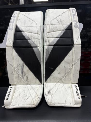 34" CCM EFlex 6 Goalie Leg Pads (Used)