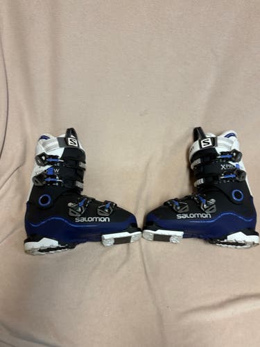 Mondo 25 & 25.5 Women's Salomon All Mountain X-Pro70W Ski Boots (Used)