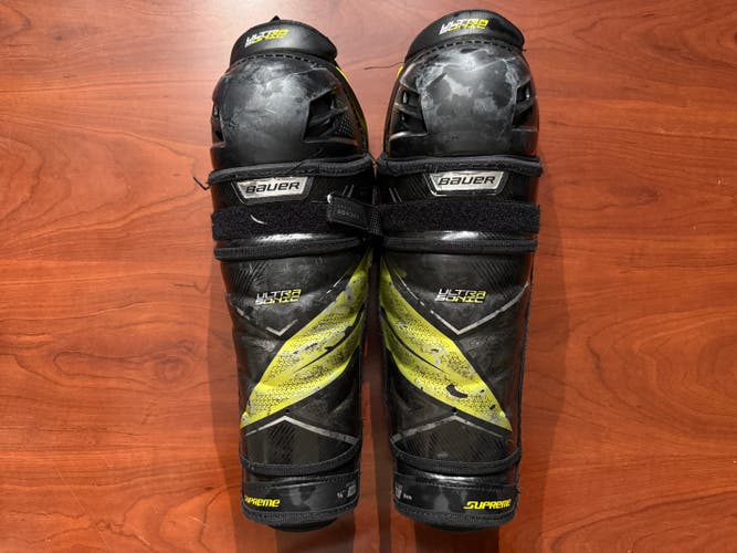 Senior Bauer Supreme Ultrasonic 14" Shin Pads (Used)
