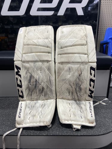 CCM Extreme Flex 5.9 33+ 1 Goalie Pads (Used)