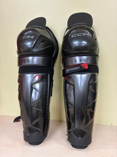Senior CCM JetSpeed Vibe 15" Shin Pads, Used Once.
