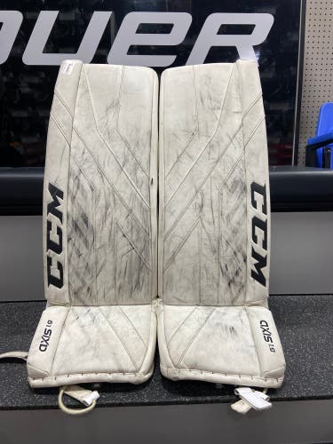 CCM Axis 1.9 34+1 Goalie Pads (Used)