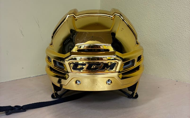 Medium Gold CCM Tacks 720 Helmet (Slightly Used)