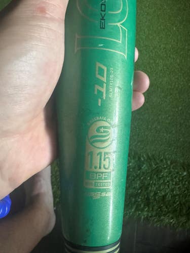 2025 Louisville Slugger Meta Composite USSSA Certified Bat (-10) 19 oz 29" (Used)
