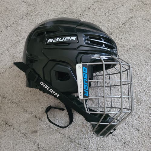 Large Bauer IMS 5.0 Helmet (used)