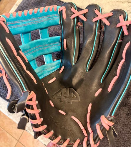 2024 44 Pro Pro44 RH Outfield Baseball Glove 12.5" (Used)