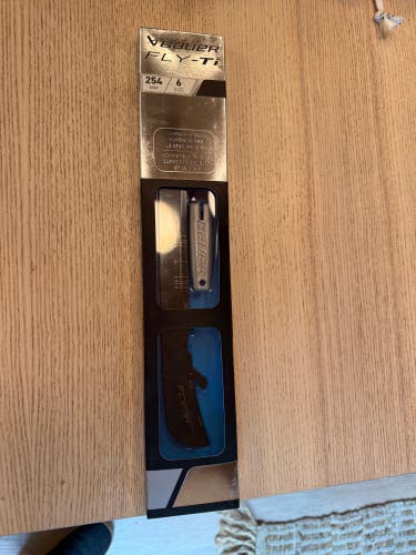 Bauer Fly-Ti 254 mm (New)