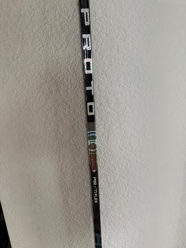 Senior Bauer Proto-R Right Handed Hockey Stick P92 77 Flex (Used)
