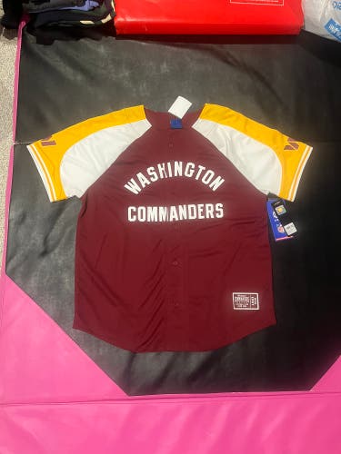 Washington Commanders Button Up Large Men's Jersey (New)