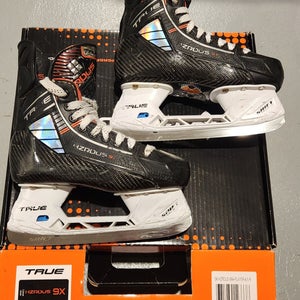 True HZRDUS 9x skates 4.5