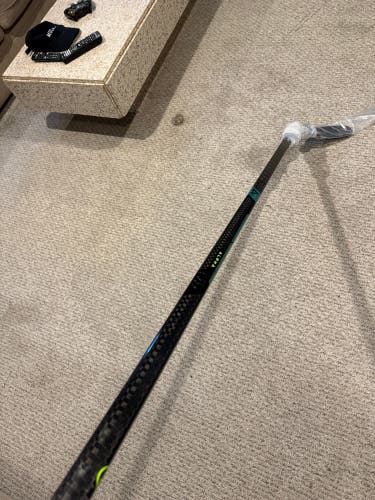 Senior Warrior Alpha LX3 Pro Right Handed Hockey Stick P90TM 85 Flex Pro Stock (New)