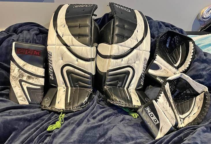 CCM Gatekeeper Goalie Full Set (35 + 1)