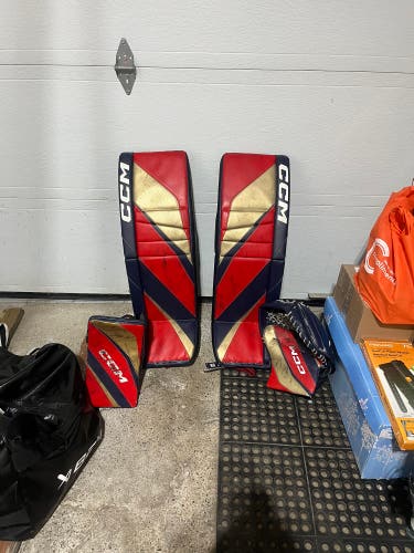 35+2 CCM EFlex 6 Regular Goalie Full Set Custom (Used)