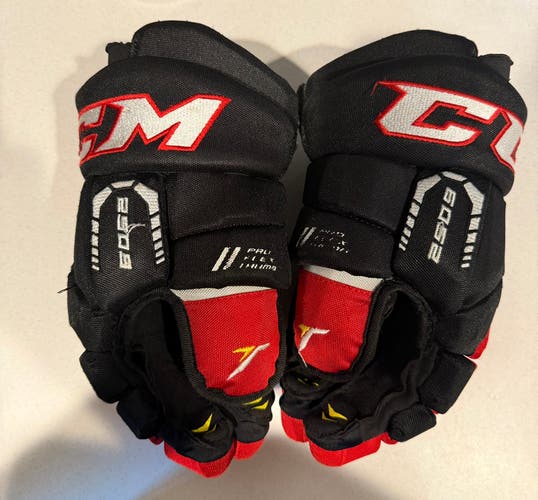 CCM Tacks 6052 Gloves 14" (Used)
