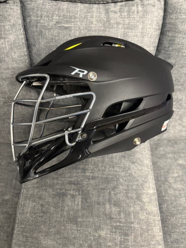 VGC Cascade R Helmet