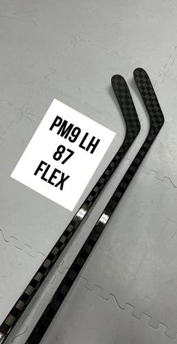 Senior(2x)Left PM9 87 Flex
ProBlackStock™ Unbranded Blackouts Pro Stock Nexus Hockey Sticks