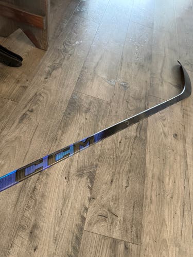 Senior CCM Ribcor Trigger 10 Pro Right Handed Hockey Stick P90TM 80 Flex (New)