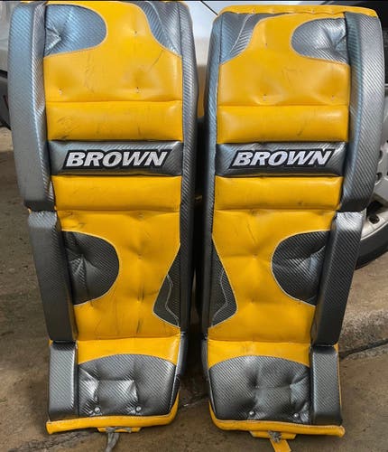 33" John Brown Goalie Leg Pads (Used)Rare