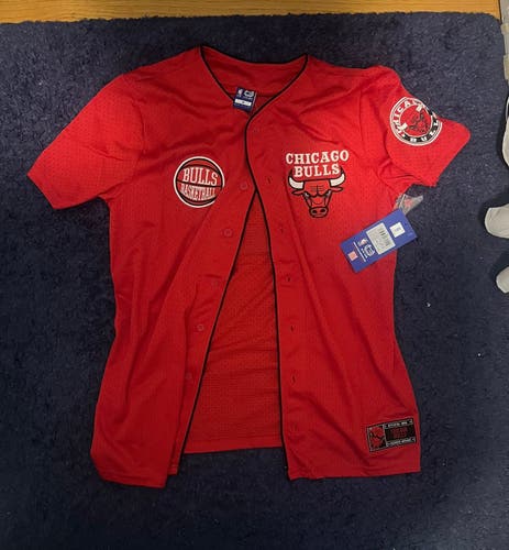 Chicago Bull’s Red Medium Men's Jersey (New)