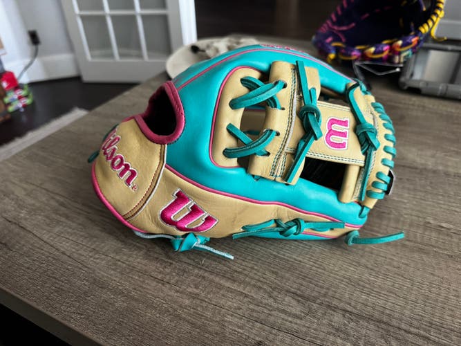 Wilson A2000 RH Infield Baseball Glove 11.5" (New)