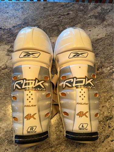 Senior Reebok 4k 14" Shin Pads (Used)