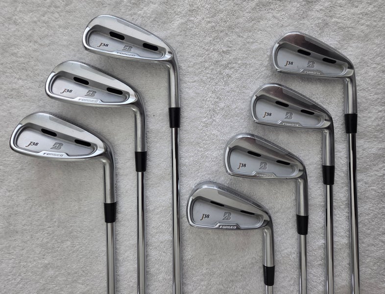 Bridgestone J38 Dual Pocket Cavity Iron Set (3 iron - PW, NO 7 iron; 7 clubs) RH; Steel Shafts