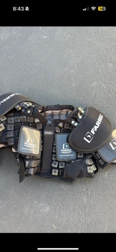 NEW Farrell Senior Medium Shoulder Pads – Pro Stock Style