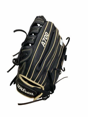 Used Wilson A700 BB/SB Glove LH Throw Black 12 1/2" 11613-S000185309