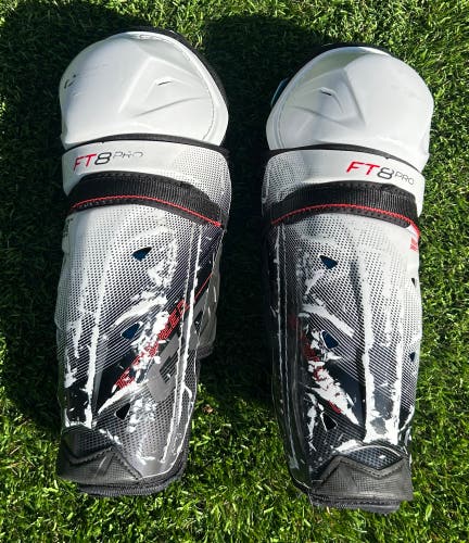 Junior CCM Jetspeed FT8 Pro 13" Shin Pads (Used)