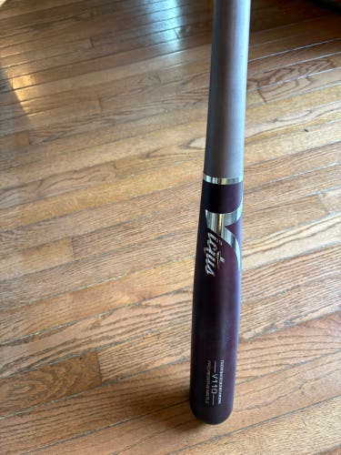 Victus Pro Reserve v110 Maple Bat (-3) 29 oz 32" (Used)
