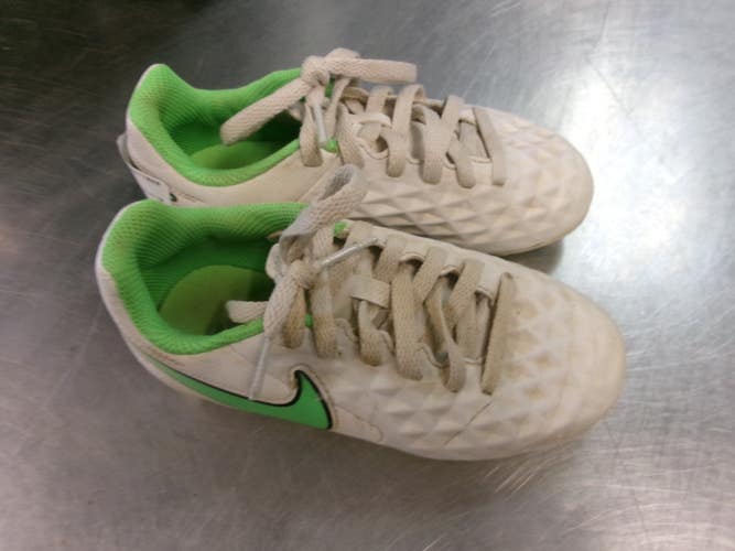 Used Nike Soccer Cleats White Youth 10.0 11868-S000070553