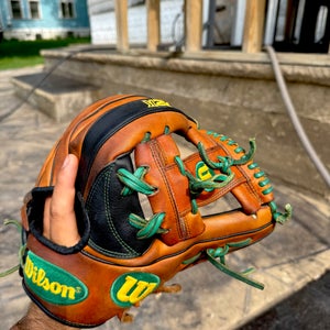 Wilson RH Infield Baseball Glove 11.75"
