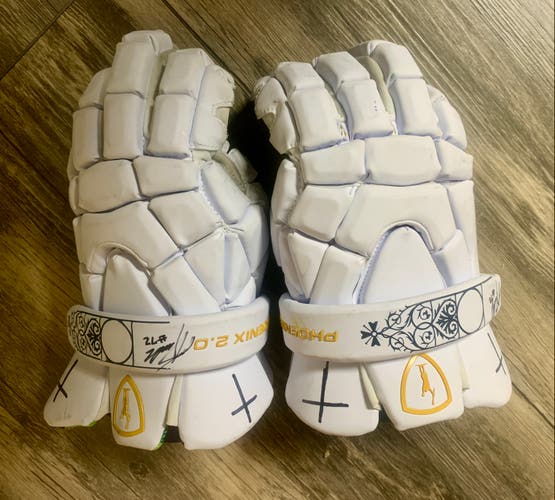 Notre Dame Game Used Lacrosse Gloves!