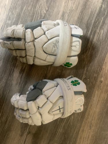 Notre Dame Team Issued Used Lacrosse Gloves