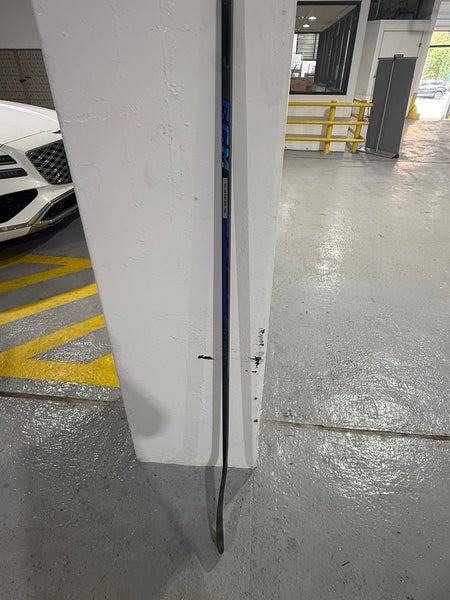 Intermediate CCM Ribcor Trigger 10 Pro Right Handed Hockey Stick P29 65 Flex