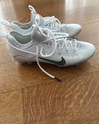 White Men's Size M 10.0 (W 11.0) Adult Nike Huarache 9 Elite Low Low Top (very lightly used)