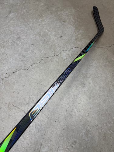 87 Flex P88 Senior Bauer Tracer Left Hand Hockey Stick Pro Stock NHL (New)
